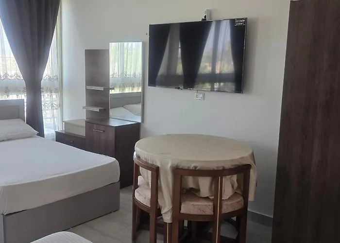 Apartmanhotel ميراج باي 3*